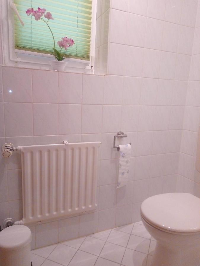 Appartement Im Haus Am Ries à Ehingen am Ries Extérieur photo